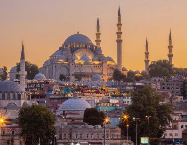 تور استانبول ویژه جمعه سیاه