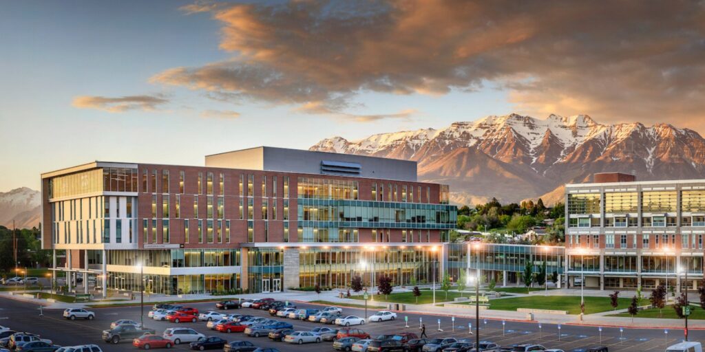 دانشگاه یوتا ولی (Utah Valley University)