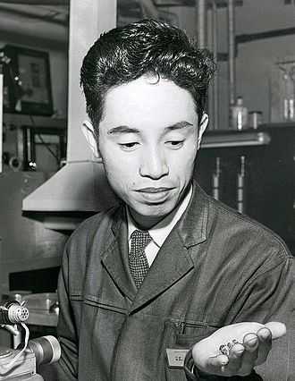 عکس Leo Esaki