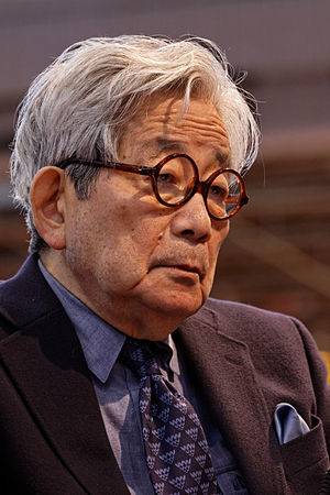 عکس Kenzaburo oe