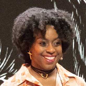 عکس Chimamanda Ngozi Adichie از مشاهیر دانشگاه جانز هاپکینز