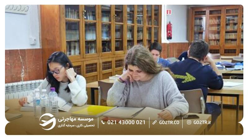 فضاها و امکانات خوابگاه هرناندو کولین دانشگاه سویا اسپانیا