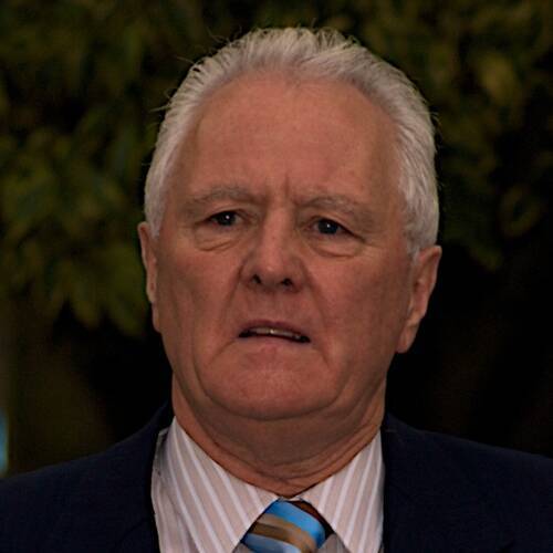John McFalll: سیاست‌مدار و رئیس سابقه کمیته خزانه‌داری مجلس عوام اسکاتلند