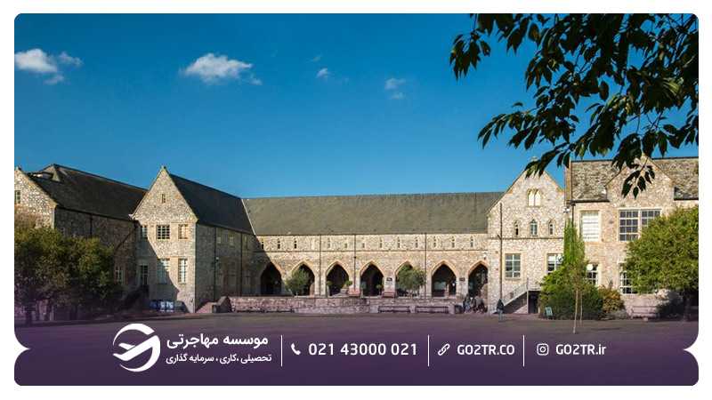 نمایی از پردیس اصلی دانشگاه اکستر انگلستان