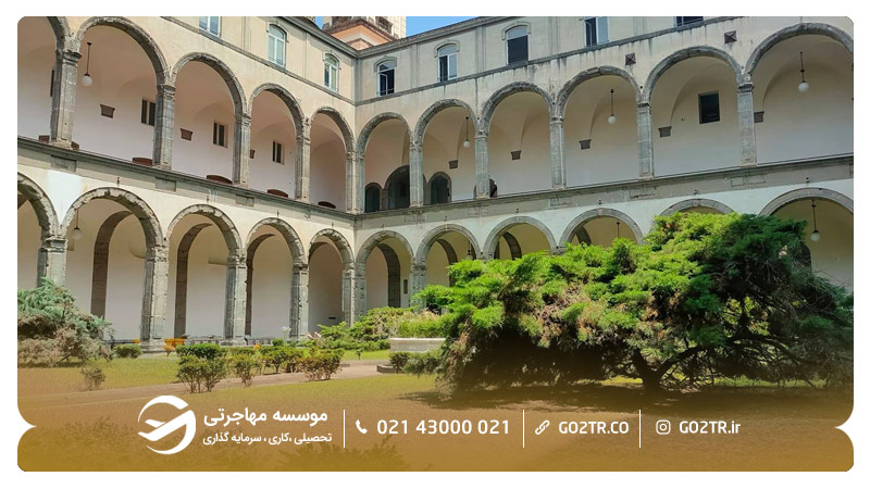 نمایی دیگر از داخل دانشگاه ناپل ایتالیا