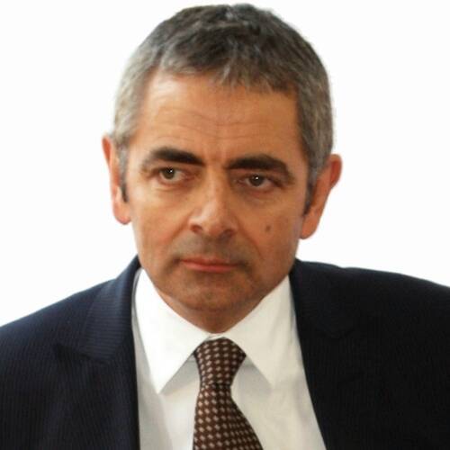 روآن اتکینسون- بازیگر، کمدین و فیلمنامه نویس (لیسانس مهندسی برق و الکترونیک ۱۹۷۵)