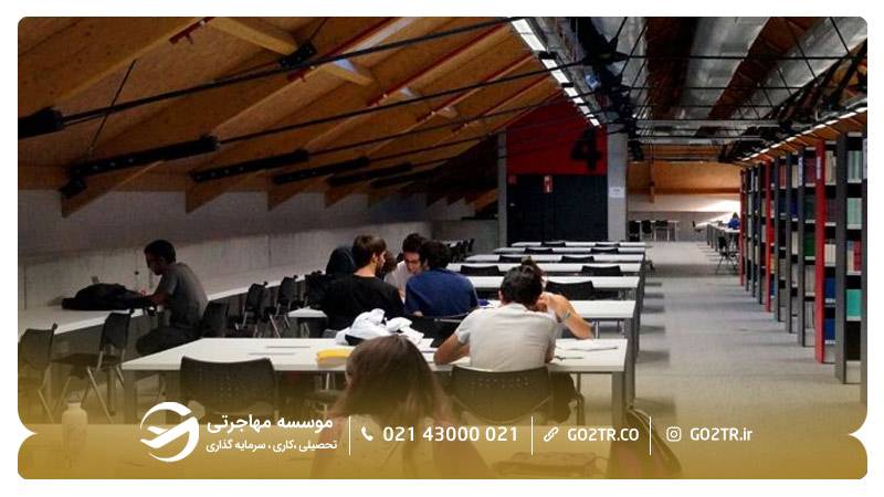 کتابخانه دانشگاه آلکالا اسپانیا