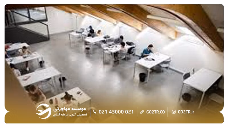 سالن مطالعه دانشگاه فرارا ایتالیا