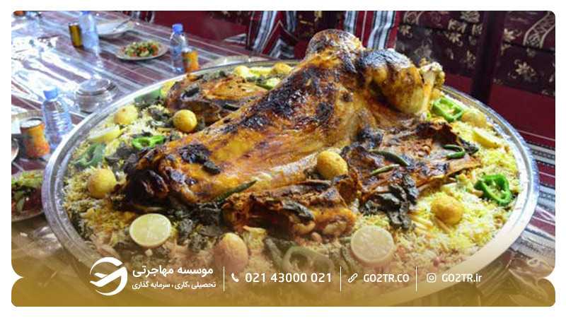 قوزی از غذاهای معروف قطر