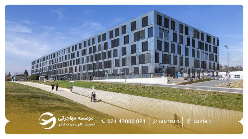 نمایی از دانشگاه لوزان سوئیس
