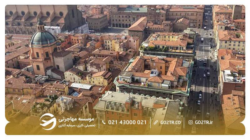 شهر بولونیا ایتالیا در تابستان
