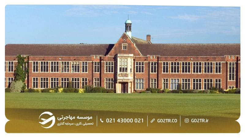 مدرسه کویین الیزابت (Queen Elizabeth's School, Barnet)