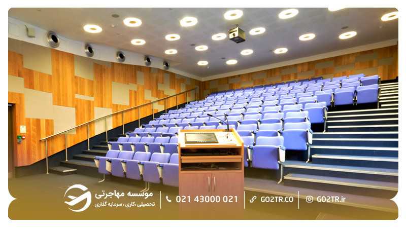 تصویر ۲- دانشگاه غرب لندن