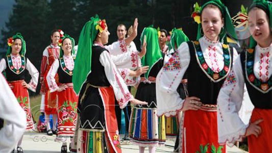 نوع پوشش مردم بلغارستان